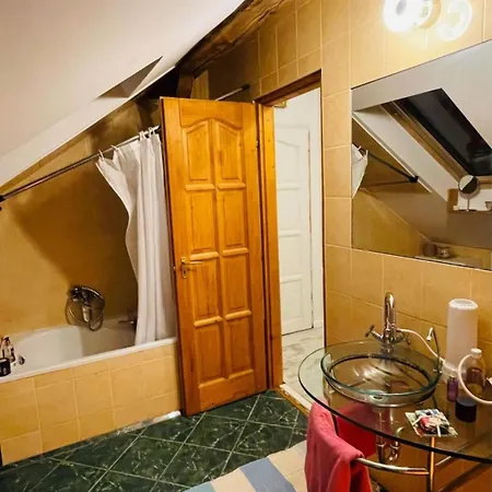 Privatunterkunft Comfortable In The Heart Of Budapest